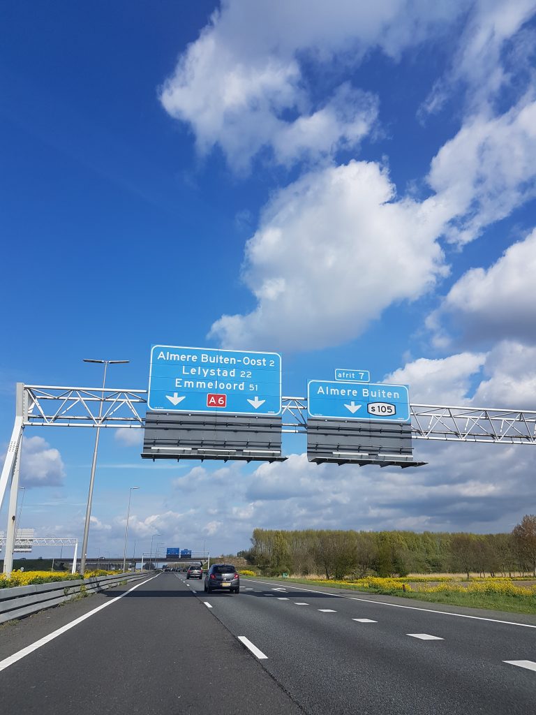 オランダでドライブ