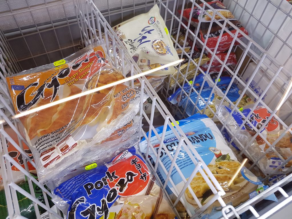 アムステルダムで日本食が買えるスーパーで冷凍食品