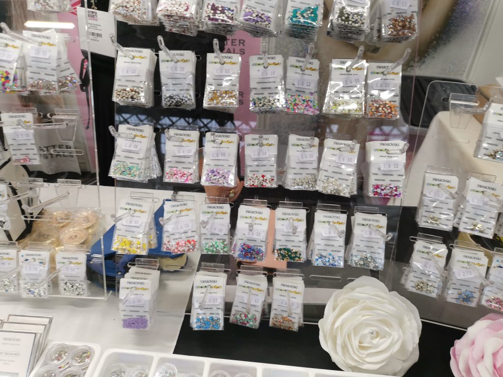 ロンドンのオリンピアビューティ ネイルアート